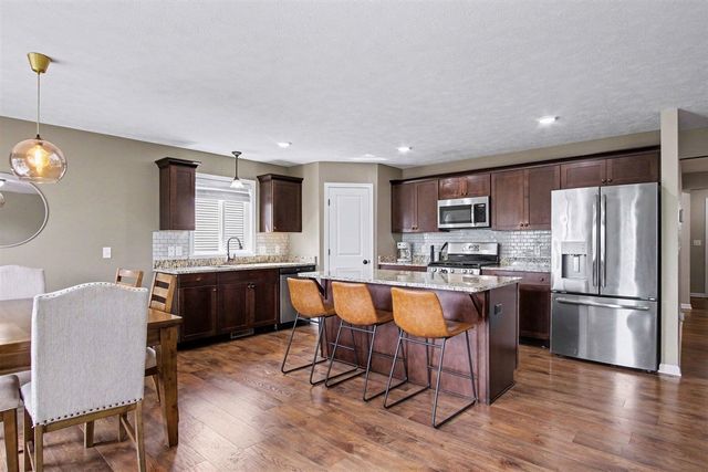1112 Arbor Meadow Drive, Byron Center, MI 49315