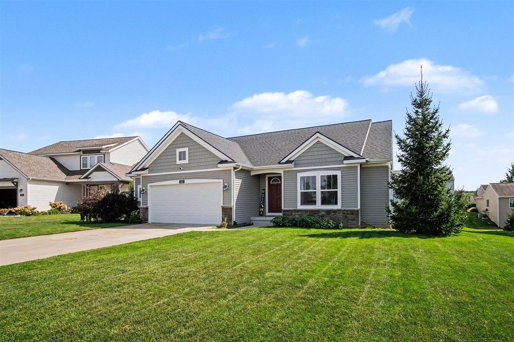 1112 Arbor Meadow Drive, Byron Center, MI 49315