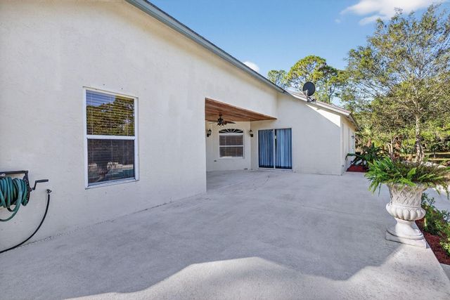 15811 88th Place, Loxahatchee, FL 33470