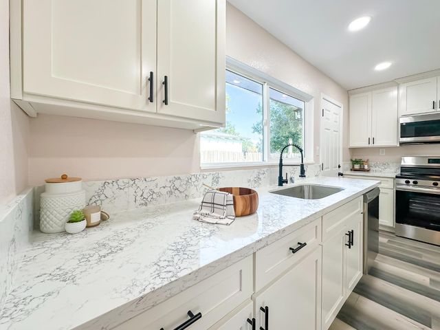 1014 Jay St, Olivehurst, CA 95961