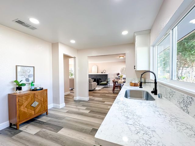 1014 Jay St, Olivehurst, CA 95961