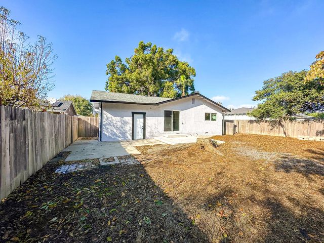 1014 Jay St, Olivehurst, CA 95961