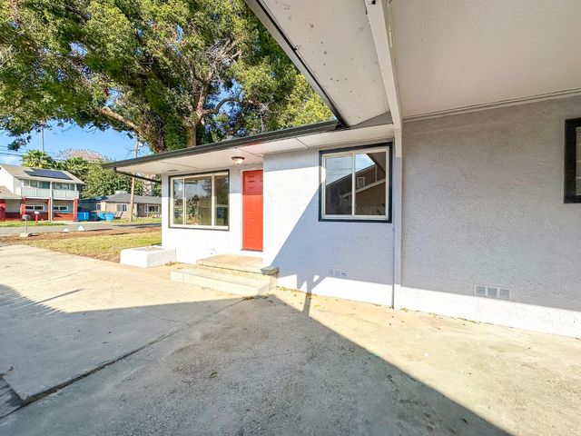 1014 Jay St, Olivehurst, CA 95961