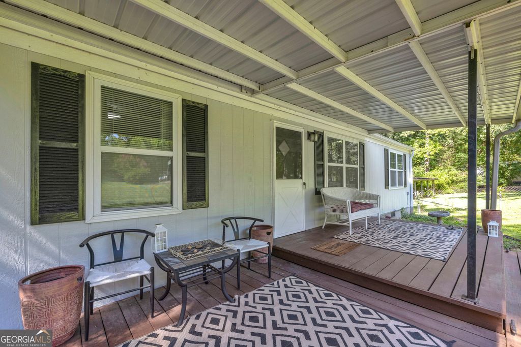 121 Lake View Court, Lavonia, GA 30553 — photo 2