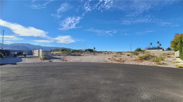 9180 West Hammer Lane, Las Vegas, NV 89149