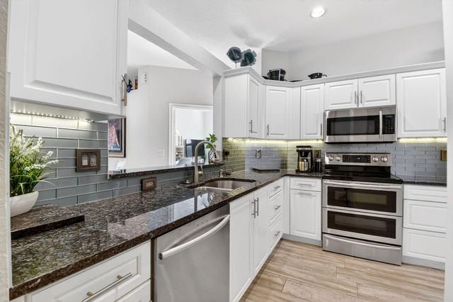 5846 Island Reach Lane, Boynton Beach, FL 33437