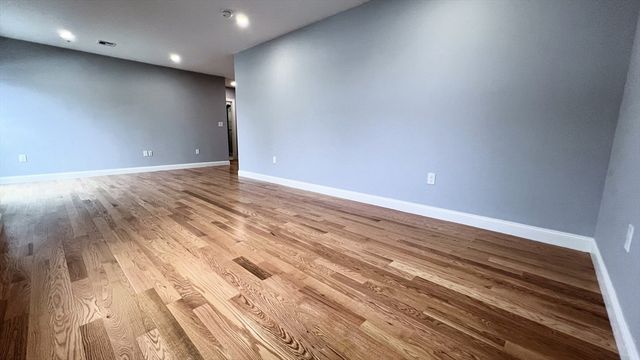 585 Washington St 202, Quincy, MA 02169