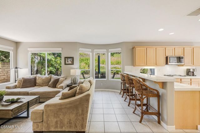 57 E Boulder Creek Road, Simi Valley, CA 93065