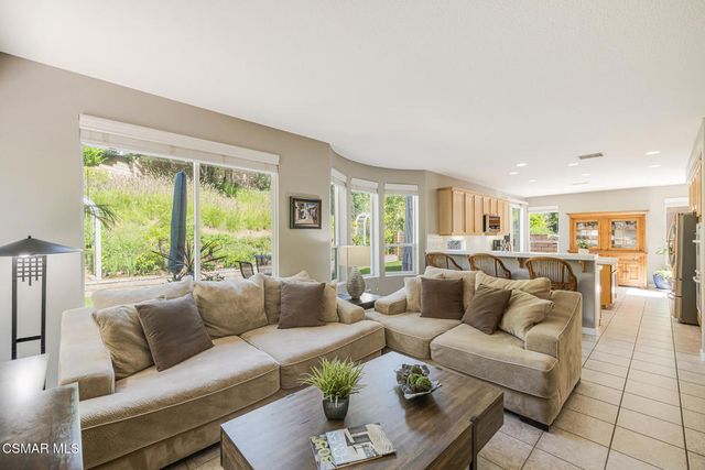 57 E Boulder Creek Road, Simi Valley, CA 93065