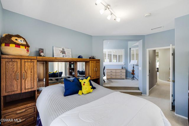 57 E Boulder Creek Road, Simi Valley, CA 93065