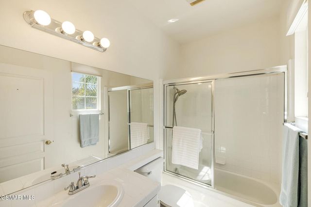 57 E Boulder Creek Road, Simi Valley, CA 93065