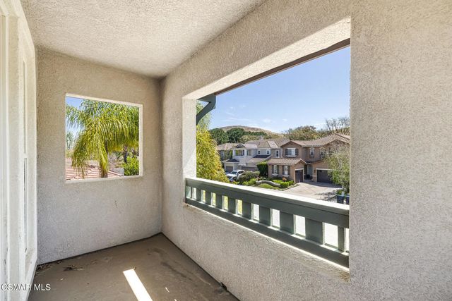 57 E Boulder Creek Road, Simi Valley, CA 93065