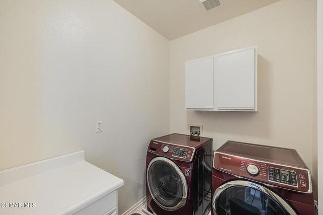 57 E Boulder Creek Road, Simi Valley, CA 93065