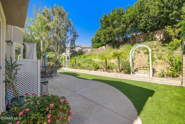 57 E Boulder Creek Road, Simi Valley, CA 93065