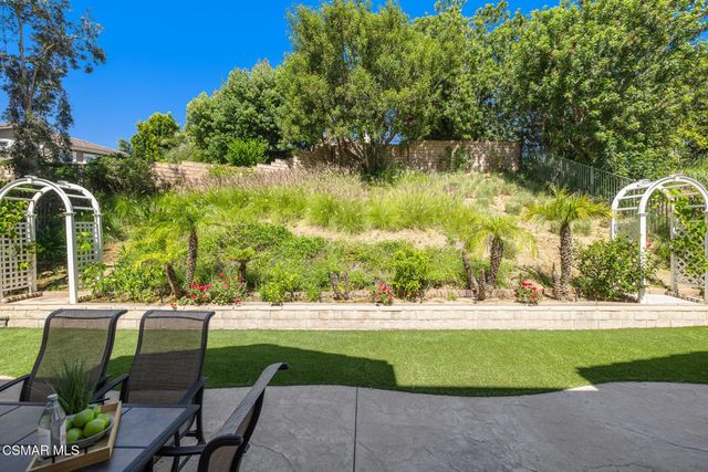 57 E Boulder Creek Road, Simi Valley, CA 93065