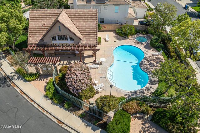 57 E Boulder Creek Road, Simi Valley, CA 93065