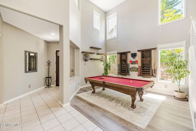 57 E Boulder Creek Road, Simi Valley, CA 93065