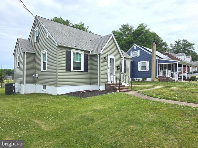 27 GEORGE ST, Mount Ephraim, NJ 08059