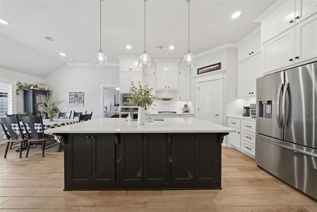 9208 NW 90th Street, Yukon, OK 73099