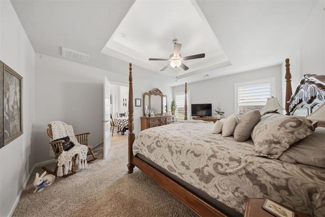 9208 NW 90th Street, Yukon, OK 73099