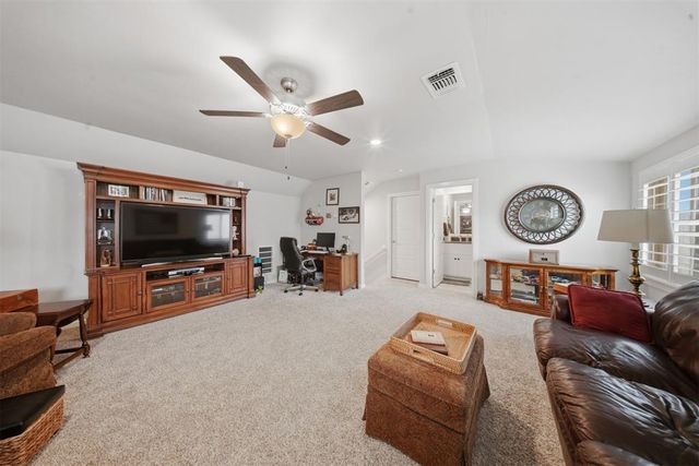 9208 NW 90th Street, Yukon, OK 73099