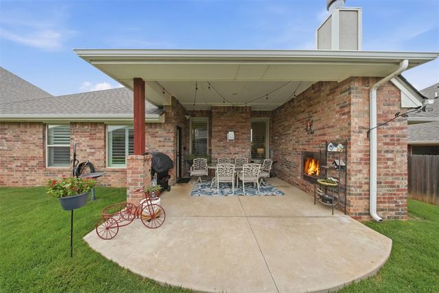9208 NW 90th Street, Yukon, OK 73099