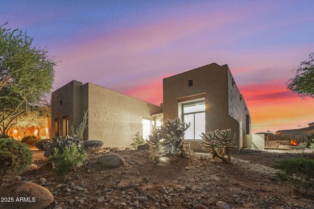 10302 S 16TH Avenue, Phoenix, AZ 85041