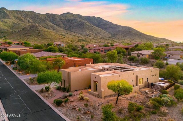 10302 S 16TH Avenue, Phoenix, AZ 85041