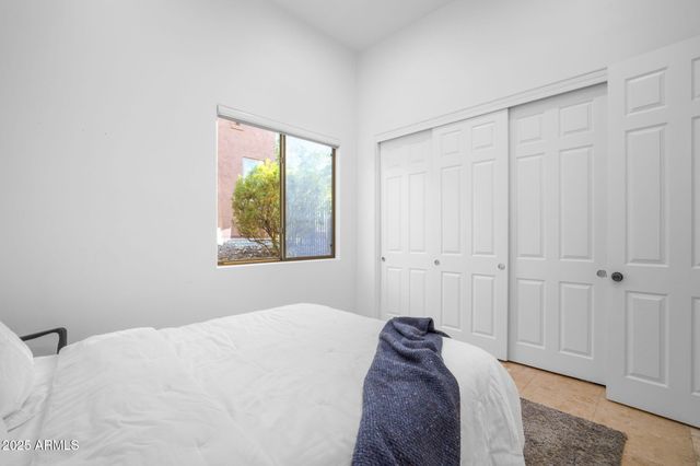 10302 S 16TH Avenue, Phoenix, AZ 85041