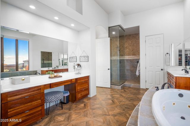 10302 S 16TH Avenue, Phoenix, AZ 85041