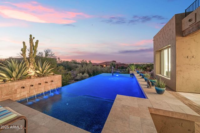 10302 S 16TH Avenue, Phoenix, AZ 85041