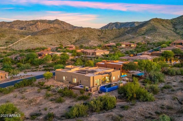 10302 S 16TH Avenue, Phoenix, AZ 85041