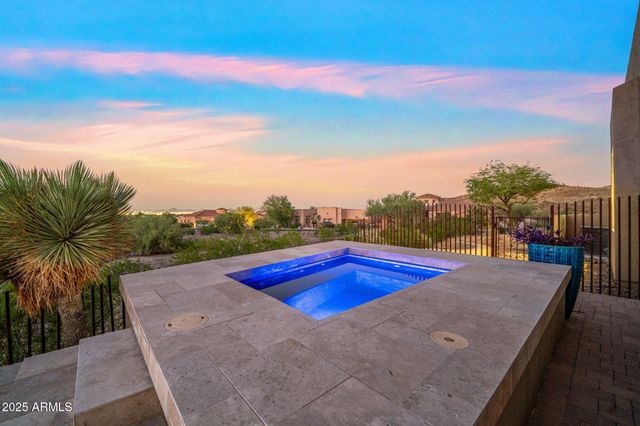 10302 S 16TH Avenue, Phoenix, AZ 85041