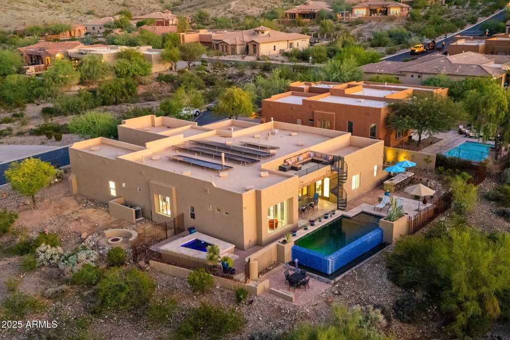 10302 S 16TH Avenue, Phoenix, AZ 85041 — photo 2