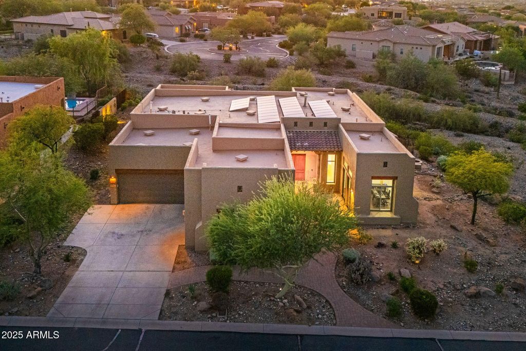 10302 S 16TH Avenue, Phoenix, AZ 85041 — photo 4