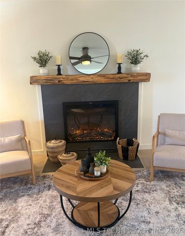 29220 S Ranch Lane, Park Hill, OK 74451