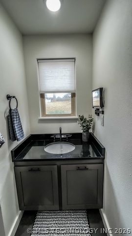 29220 S Ranch Lane, Park Hill, OK 74451