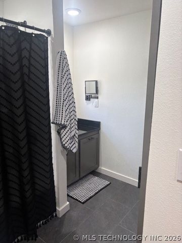 29220 S Ranch Lane, Park Hill, OK 74451