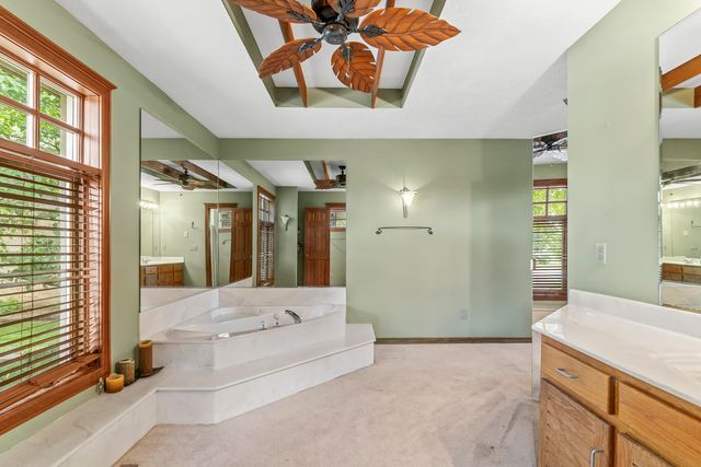 3733 E Cromwell Lane, Springfield, MO 65802