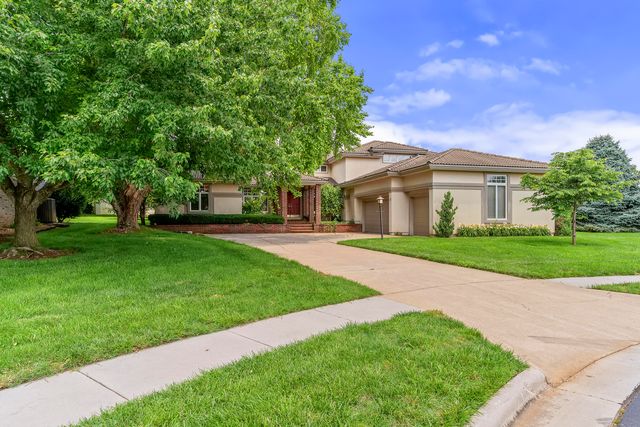 3733 E Cromwell Lane, Springfield, MO 65802