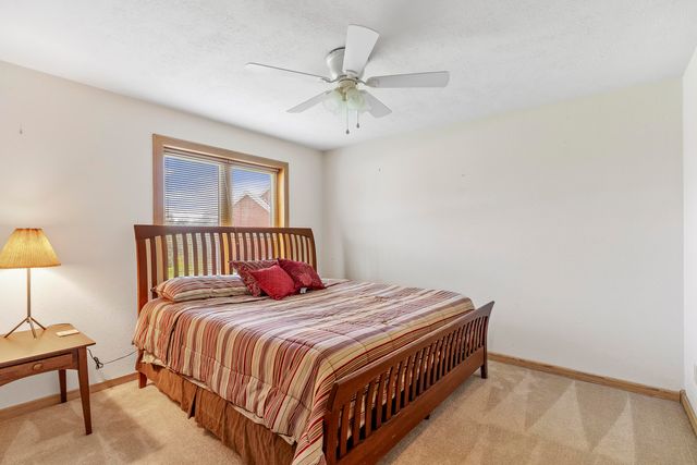 3733 E Cromwell Lane, Springfield, MO 65802