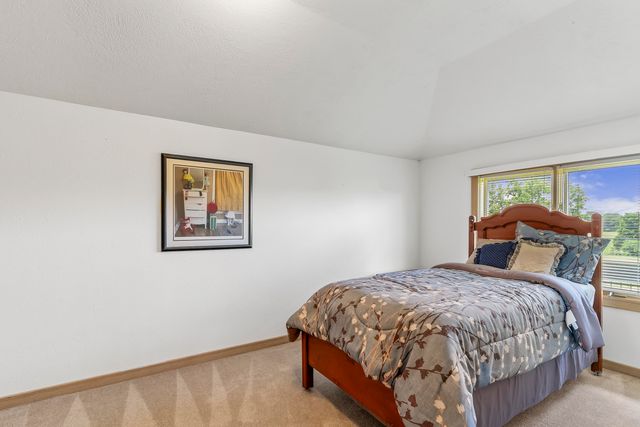 3733 E Cromwell Lane, Springfield, MO 65802