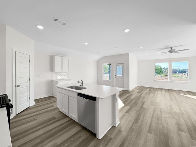 6325 Warwick Drive, Bryant, AR 72002