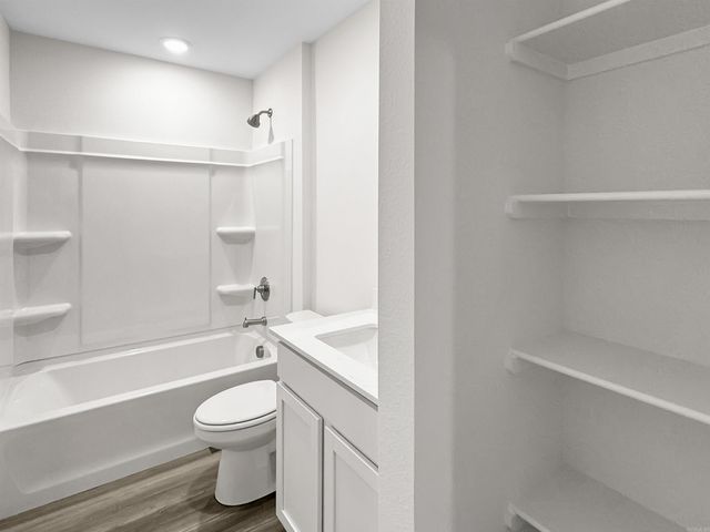 6325 Warwick Drive, Bryant, AR 72002