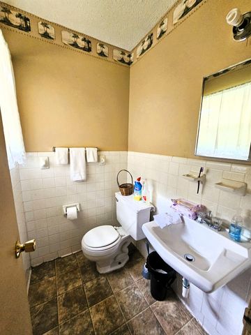 1203 Curry Ave, Copperas Cove, TX 76522