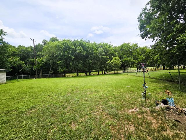 1203 Curry Ave, Copperas Cove, TX 76522