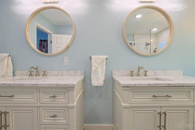 9142 Knightsridge Lane, Deerfield Twp., OH 45040