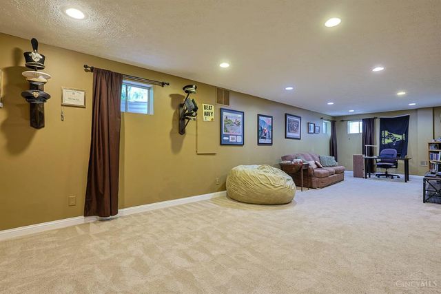 9142 Knightsridge Lane, Deerfield Twp., OH 45040