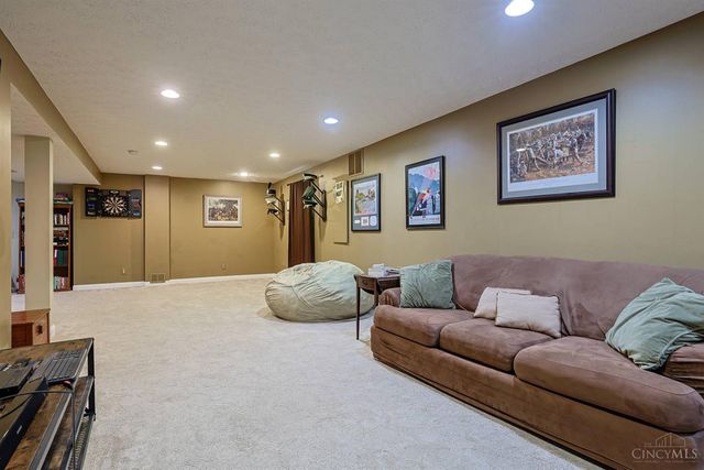 9142 Knightsridge Lane, Deerfield Twp., OH 45040