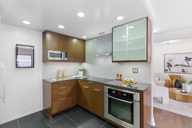 596 Valeri Ruth Court, Santa Clara, CA 95050